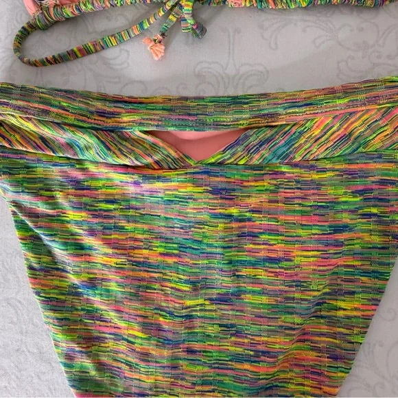 Isabella Rose Prismatic Triangle Bikini Top & Maui High Waist Swim Bottom Medium - Picture 9 of 13
